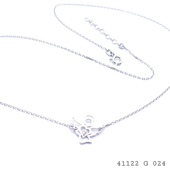 Srebrny naszyjnik z ażurowym aniołkiem i sercem pr 0,925