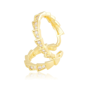 Kolczyk nausznica stal chirurgiczna z cyrkoniami pozłacana 18k złotem