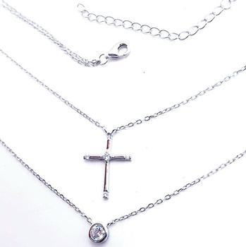 Srebrny naszyjnik kamień i krzyżyk pr 0,925