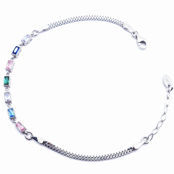 Srebrna bransoletka z prostokątnymi kolorowymi cyrkoniami pr 0,925