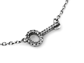 Strebrny naszyjnik kluczyk cyrkonie pr.0,925