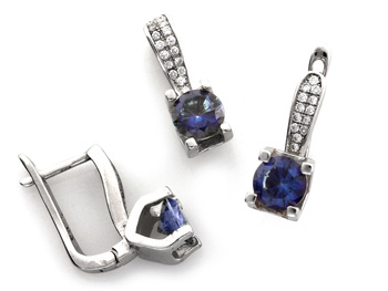 Srebrny komplet kolczyki i zawieszka niebieskie cyrkonie pr.0,925