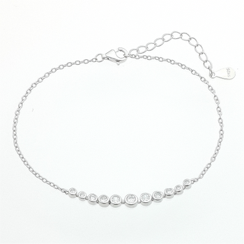 Srebrna bransoletka z cyrkoniami o zmiennej wielkości pr 0,925